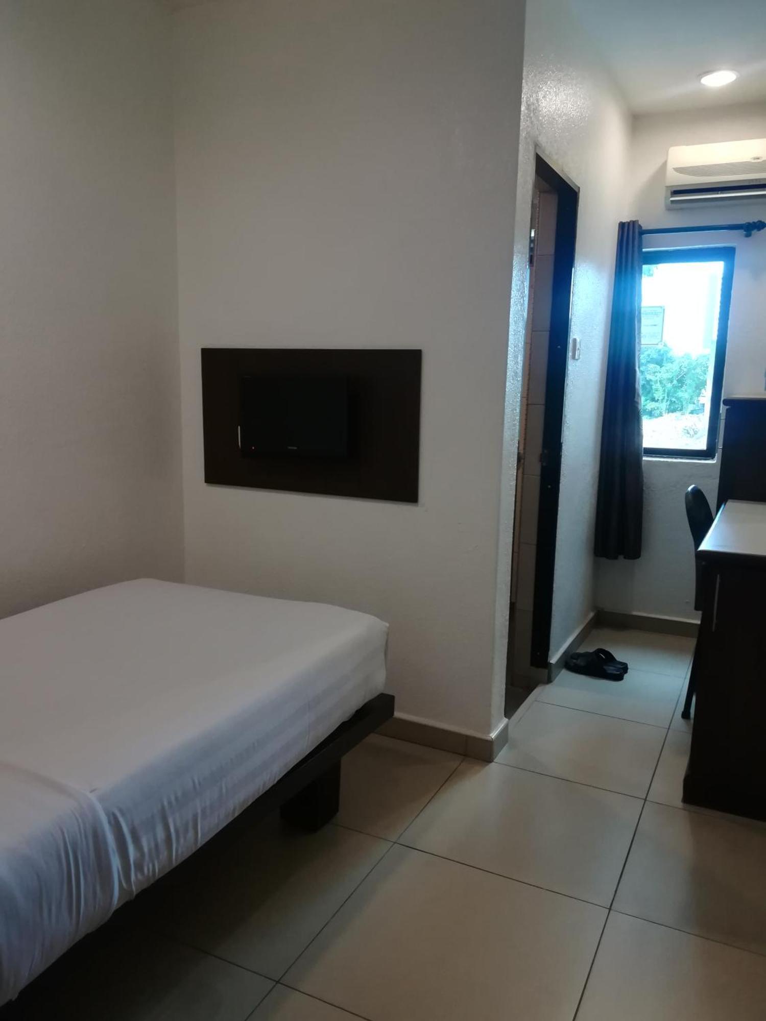 Crystal Lodge Kota Bharu Dış mekan fotoğraf