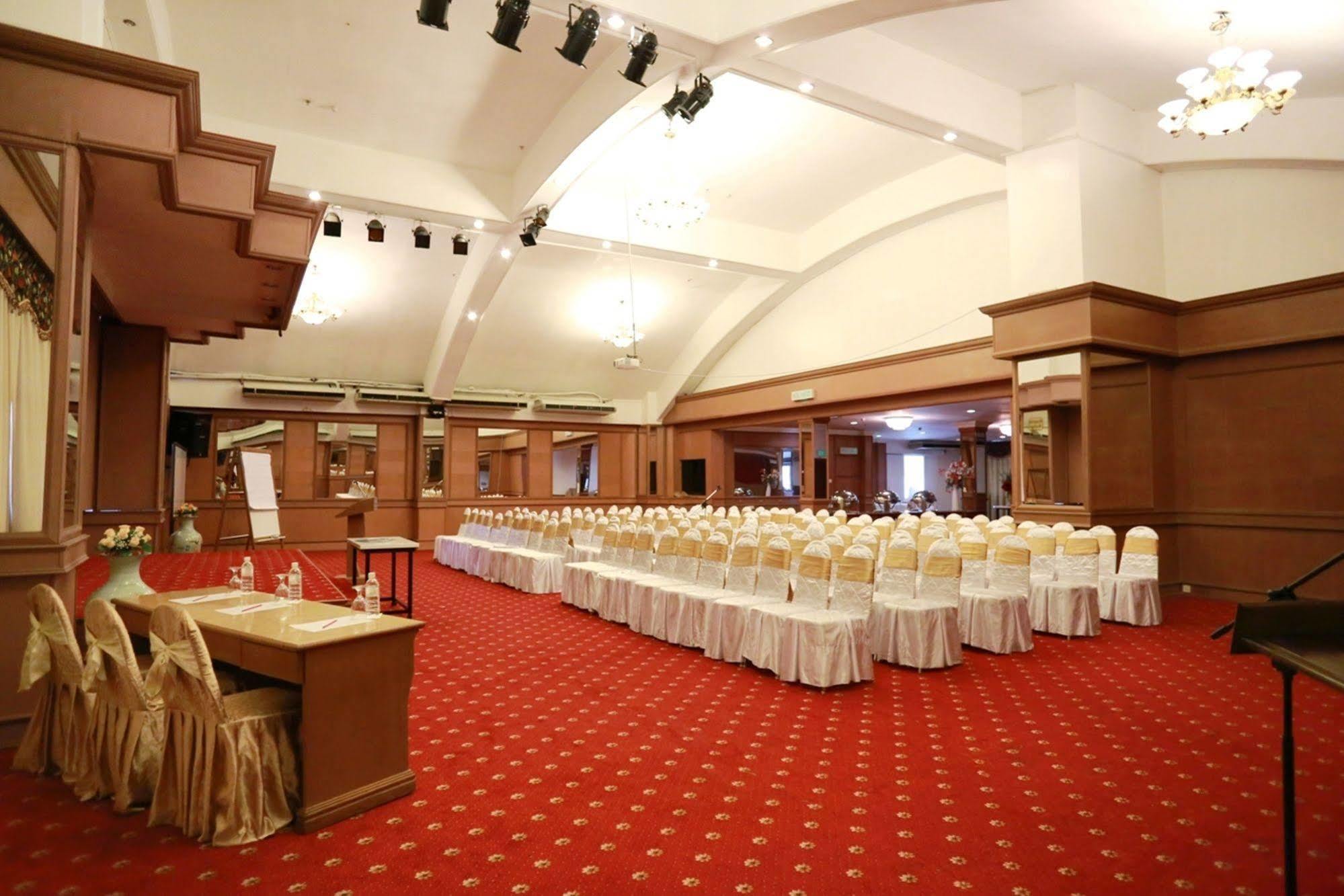 Crystal Lodge Kota Bharu Dış mekan fotoğraf