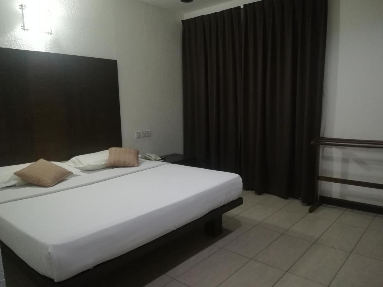 Crystal Lodge Kota Bharu Dış mekan fotoğraf